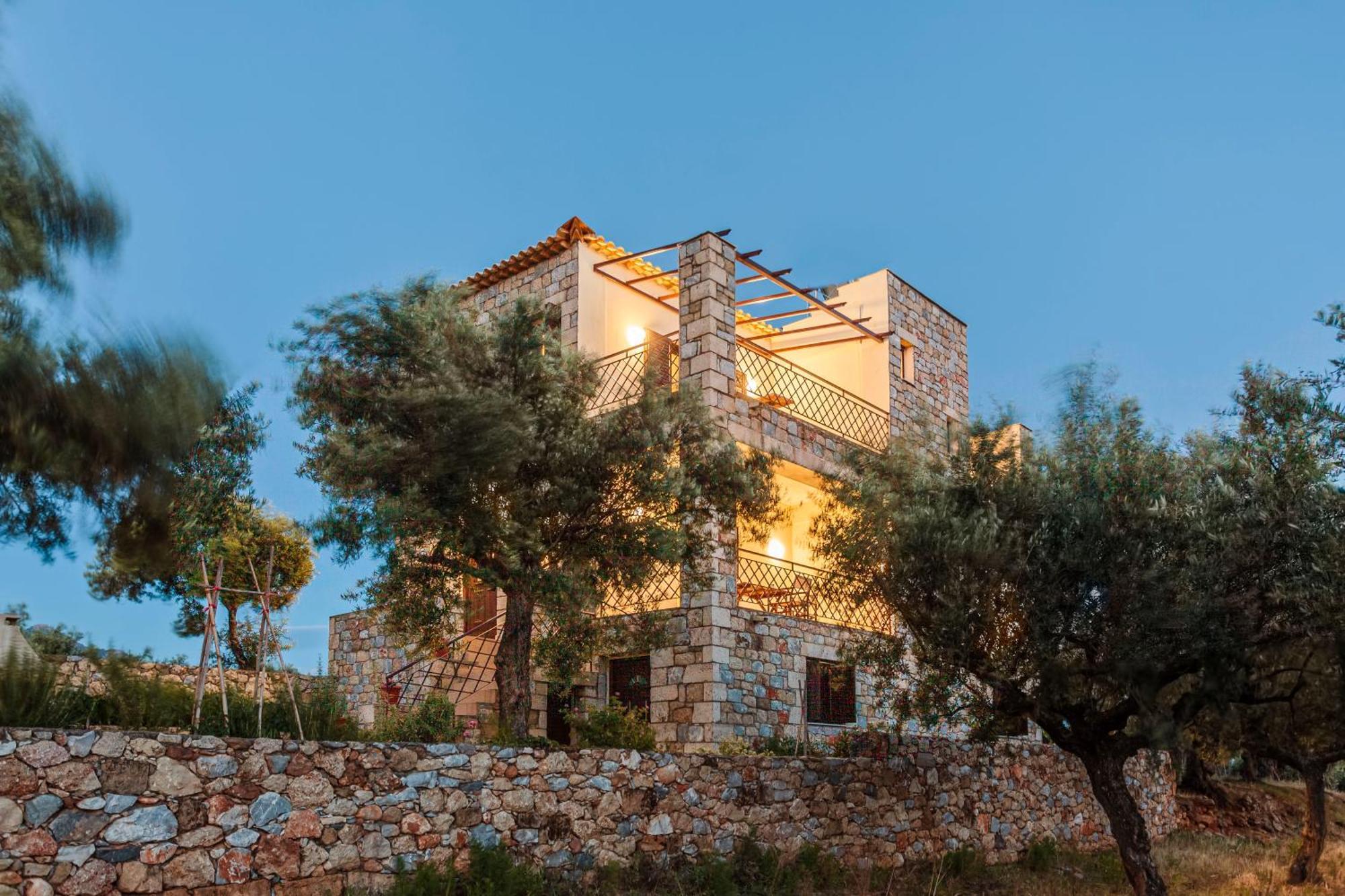 Villa Armonia, Sunset View And Relaxing Beach Vibe Proastion Exterior photo