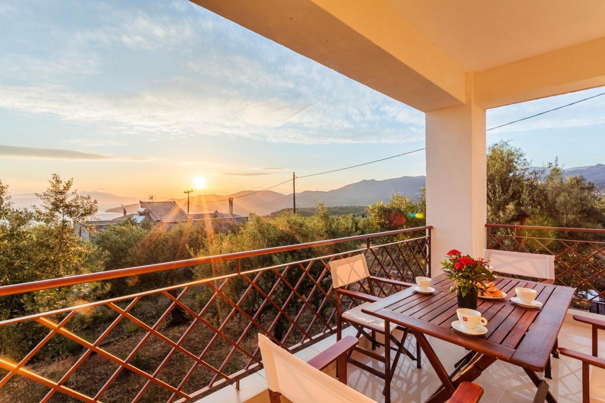 Villa Armonia, Sunset View And Relaxing Beach Vibe Proastion Exterior photo