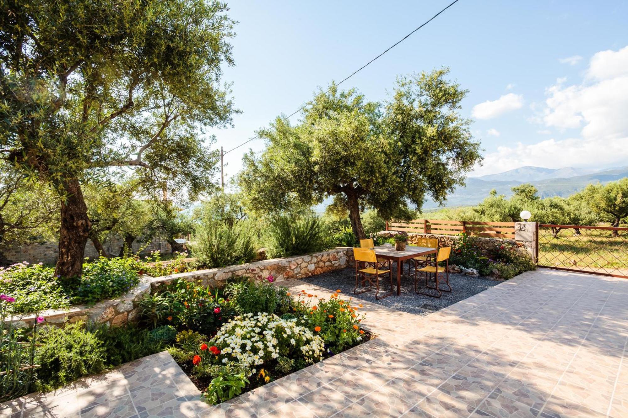 Villa Armonia, Sunset View And Relaxing Beach Vibe Proastion Exterior photo